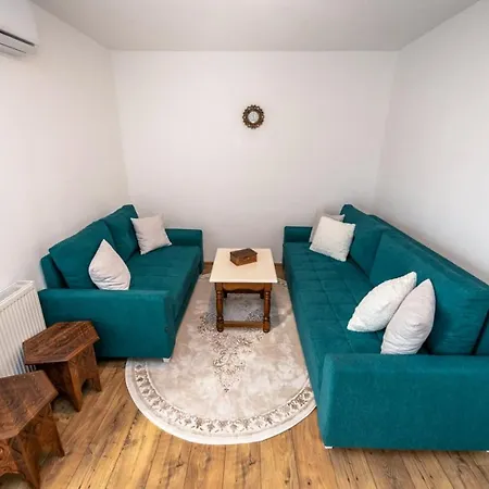 Adi&ena Appartement *