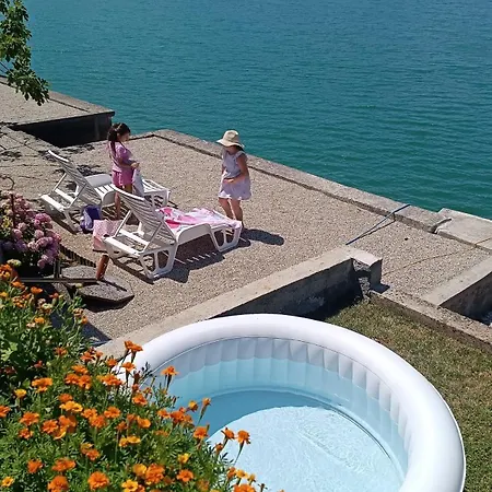 דירה Adi&ena קונייץ'